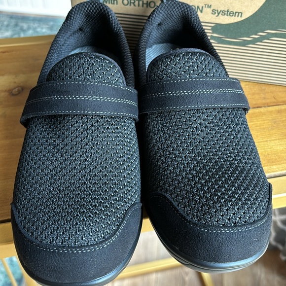 QUINCY Slip on by ORTHOFEET black size 7.5 x-wide DIABETIC SHOE. New - Picture 2 of 9